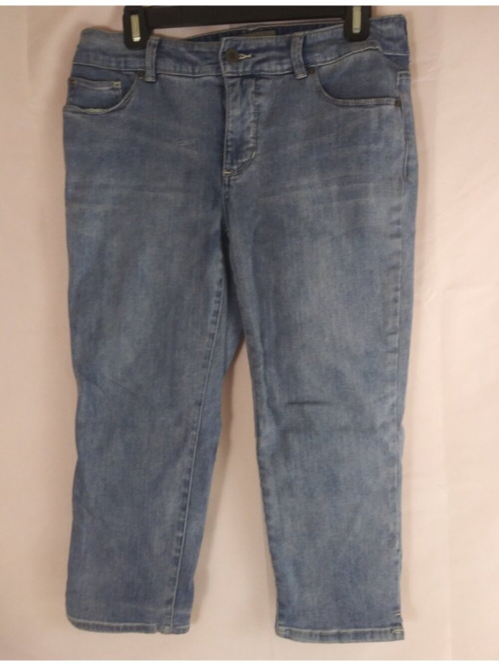 Chicos So Slimming Women's Denim Capri Jeans Size 0.5 Measures 30x22
